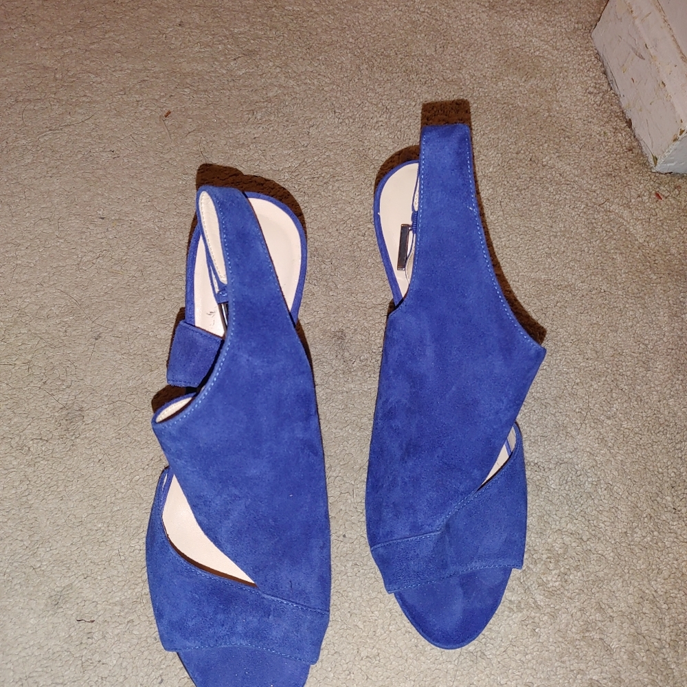 Nine West Suede open pumps